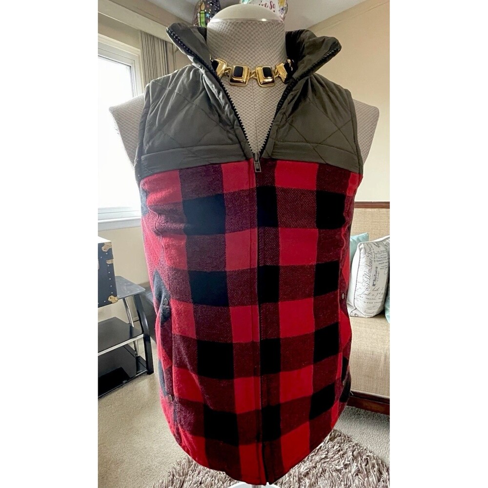 Maurices Women's Buffalo Plaid Puffer Vest Jacket Coat with Pockets Size Small